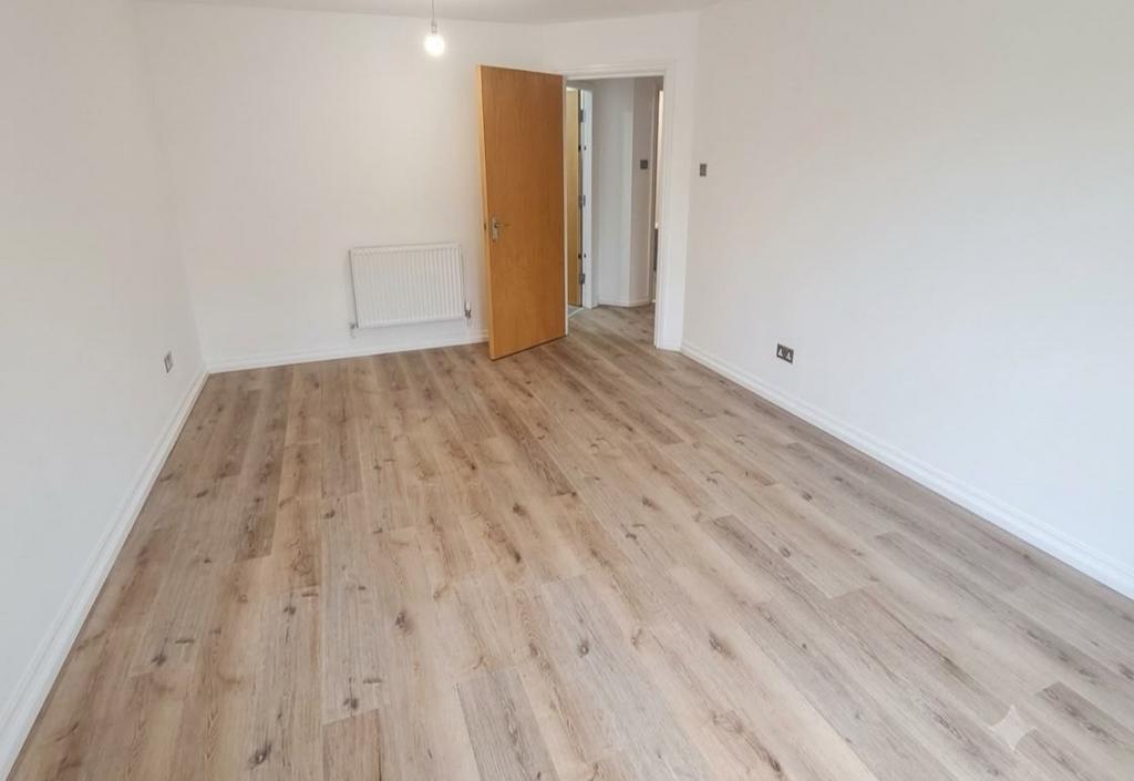 Apartment in Liverpool - View 4