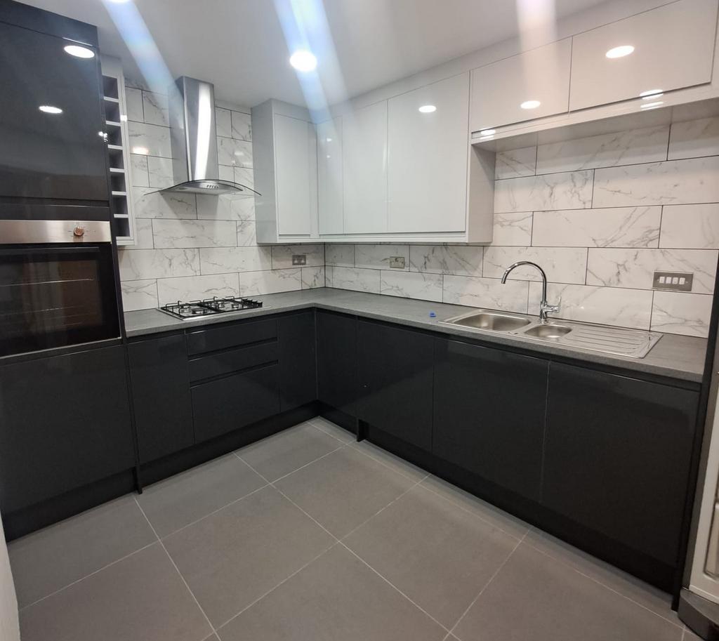 Apartment in Liverpool - View 5