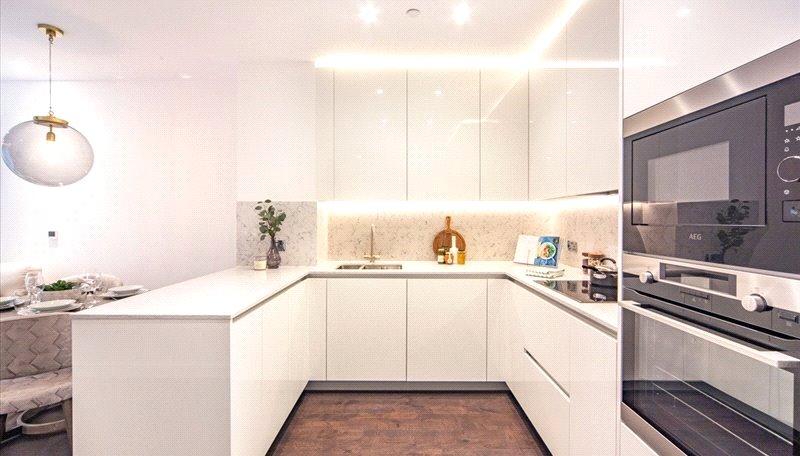 Apartment in Battersea - View 4