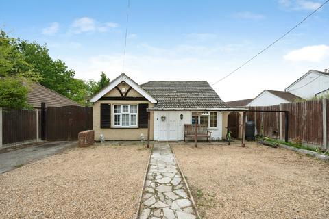 3 bedroom bungalow for sale, Chalet Hill, BORDON, Hampshire, GU35