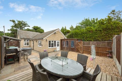 3 bedroom bungalow for sale, Chalet Hill, BORDON, Hampshire, GU35
