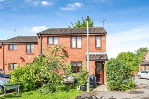 1 bedroom maisonette for sale, Speedwell Close, Swindon