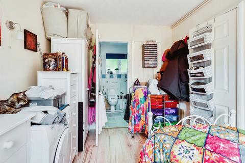 1 bedroom maisonette for sale, Speedwell Close, Swindon