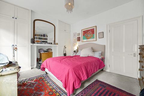 3 bedroom terraced house for sale, Charlton Place, London N1