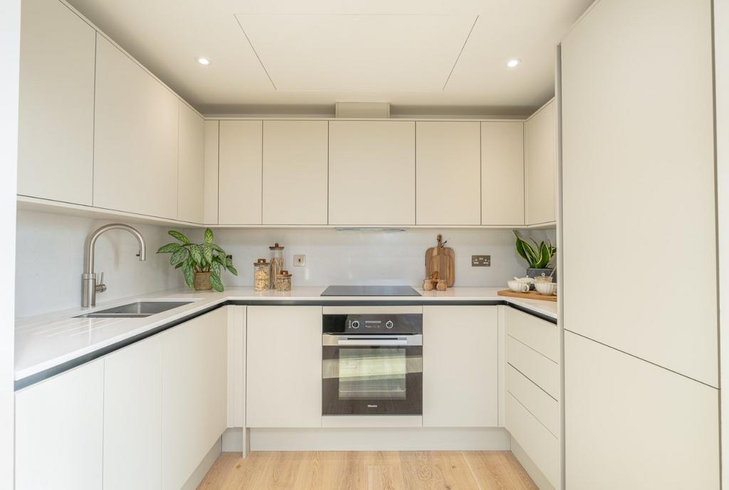 Apartment in Regent's Park - View 2