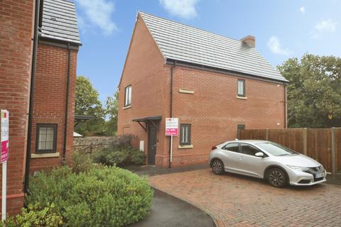1 bedroom flat for sale, School Street, Needham Market, Ipswich