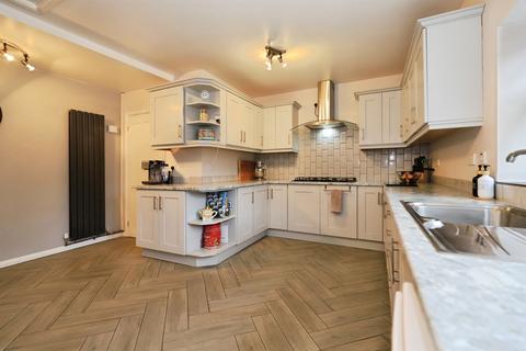 4 bedroom detached house for sale, Mount Road, Penn, Wolverhampton