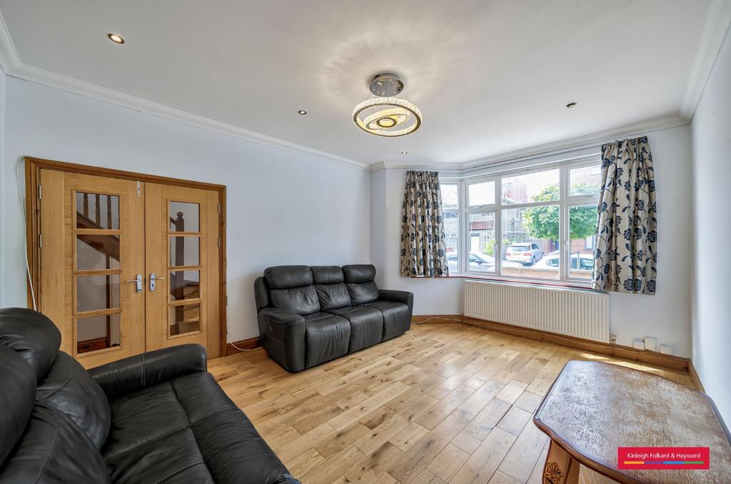 House in London - View 2