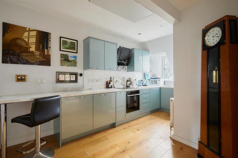 1 bedroom flat for sale, Grove Park Road, Chiswick, W4