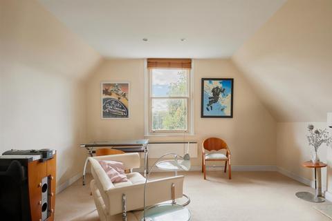 1 bedroom flat for sale, Grove Park Road, Chiswick, W4