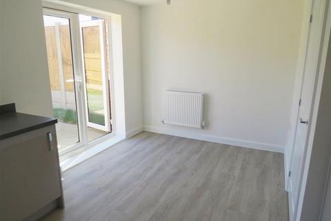 3 bedroom house to rent, Camberwell Place, Hemel Hempstead