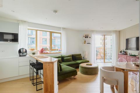 2 bedroom flat for sale, Hive House, Brentford, TW8