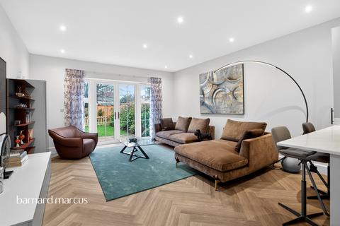 undefined, Chase Side, London, N14