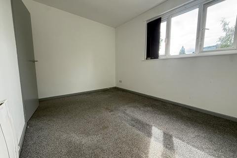 1 bedroom apartment to rent, Cecil Avenue, BRADFORD