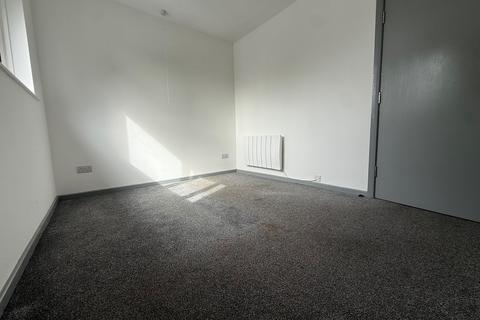 1 bedroom apartment to rent, Cecil Avenue, BRADFORD