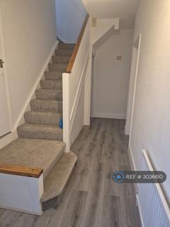 4 bedroom semi-detached house to rent, Florida Road, Thornton Heath, CR7