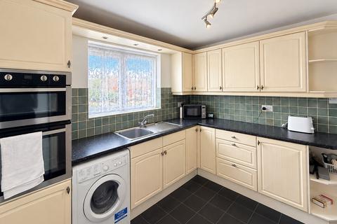 2 bedroom semi-detached bungalow for sale, Hollybank Crescent, Hythe, Southampton