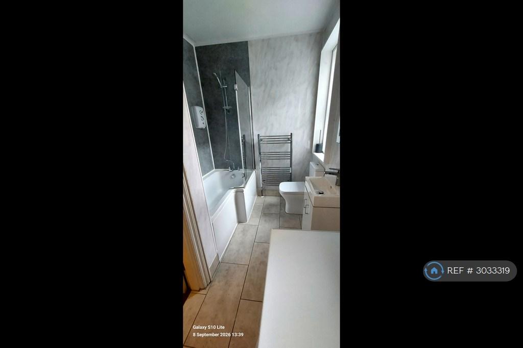 Apartment in Bournemouth, Westbourne - More
