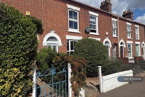 2 bedroom terraced house to rent, Waldeck Road, Norwich, NR4
