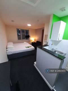 1 bedroom flat to rent, Liverpool Road, Newcastle Under Lyme, ST5