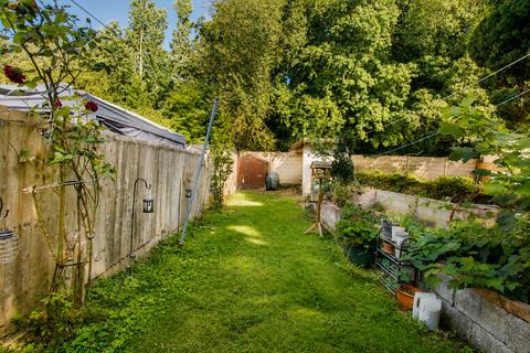 undefined, Braemar Avenue, London
