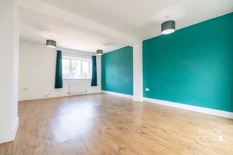3 bedroom semi-detached house to rent, Kitwood Avenue, Dordon