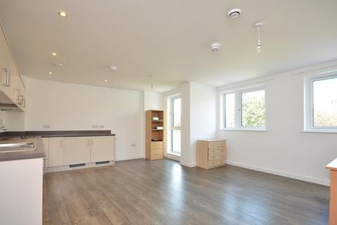 1 bedroom flat to rent, Bradfield Close, Woking, GU22