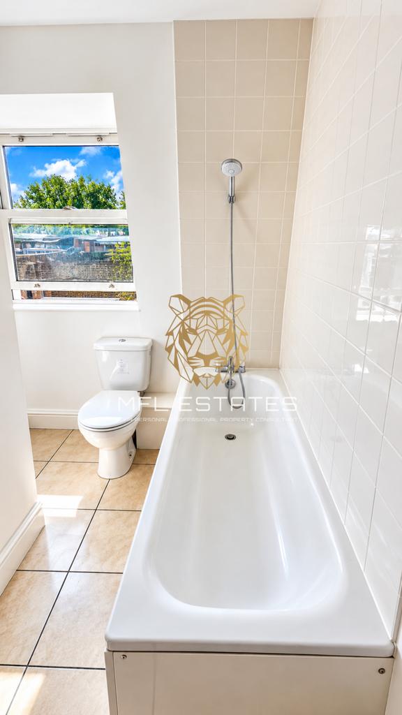 Apartment in Crystal Palace - More