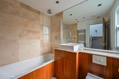 2 bedroom flat to rent, Finsbury Park Road, Finsbury Park, London, N4
