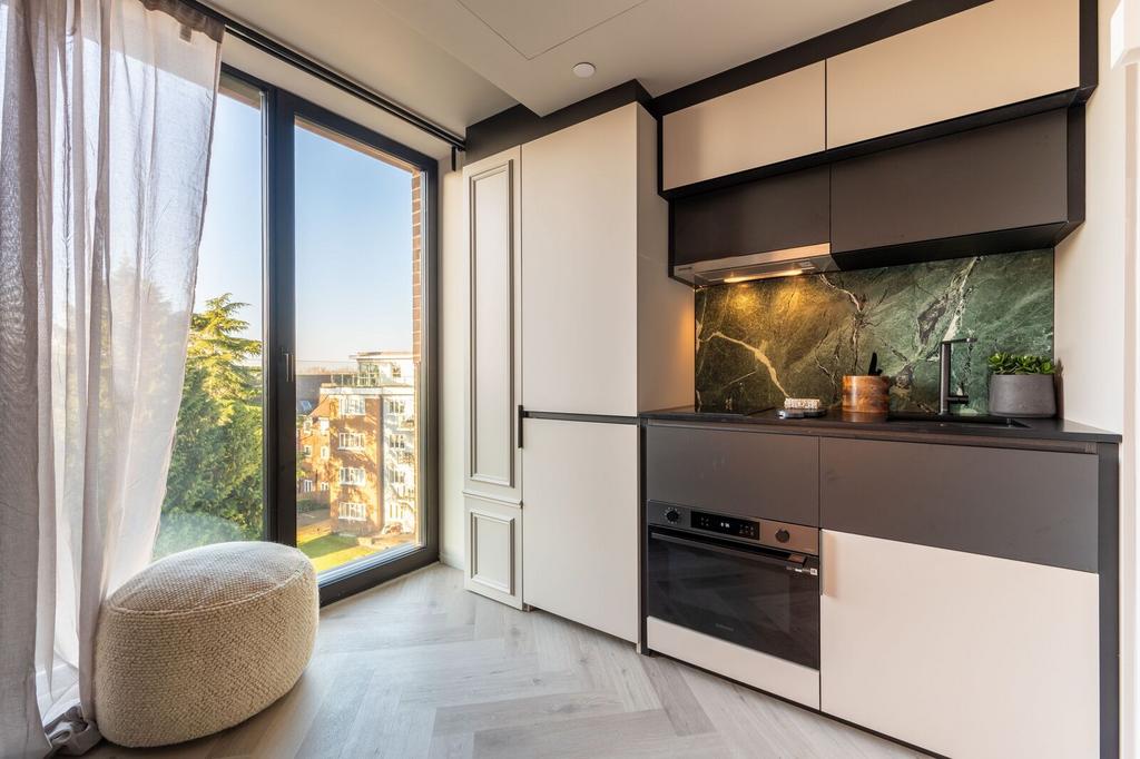 Apartment in London - View 3