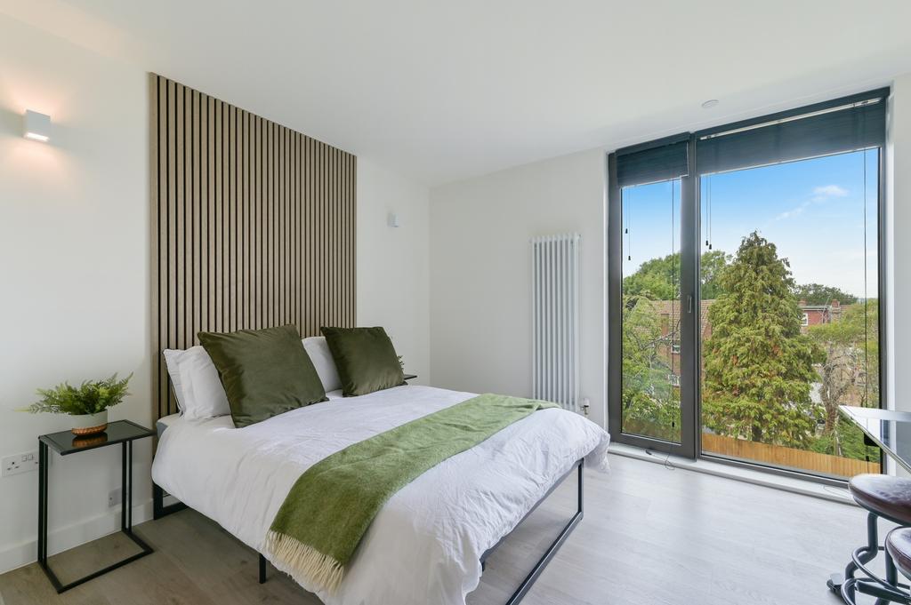 Apartment in Harrow - View 3