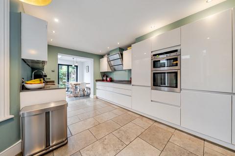 5 bedroom terraced house for sale, Glengarry Road, East Dulwich, London, SE22