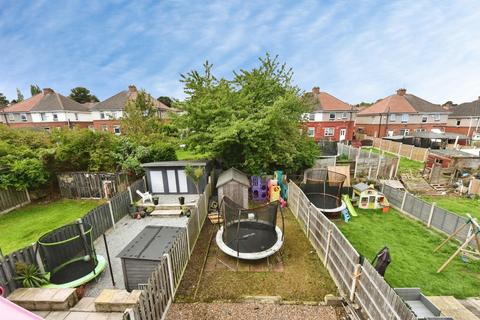 2 bedroom end of terrace house for sale, Fishponds Road, Sheffield, South Yorkshire, S13