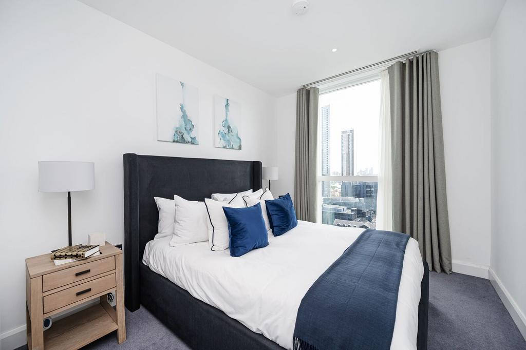 Apartment in LONDON - View 2