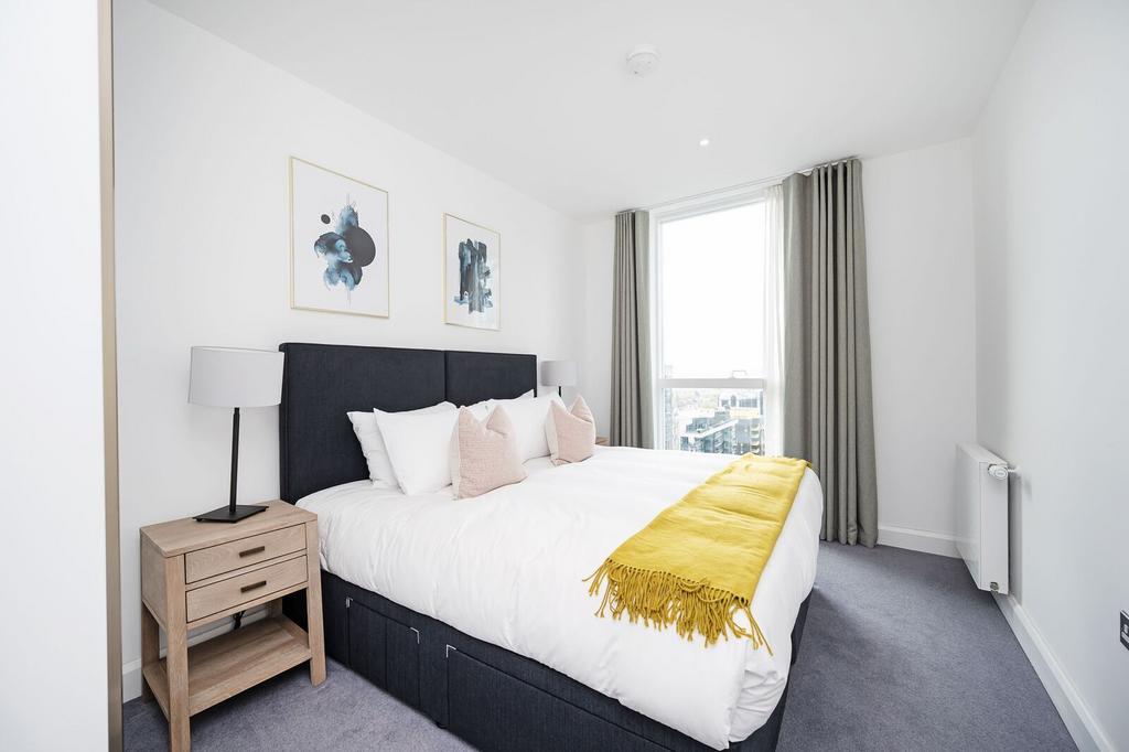 Apartment in LONDON - More