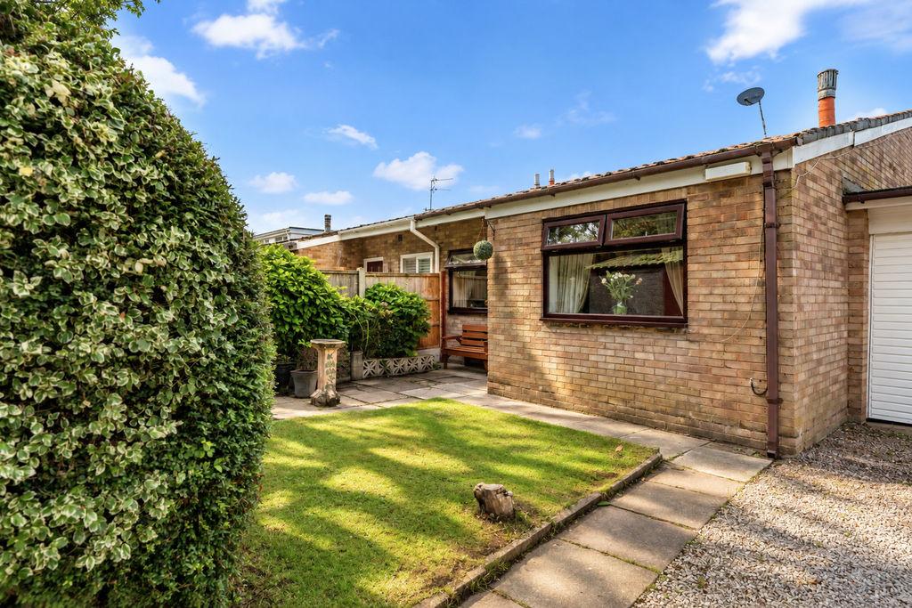 House in Runcorn, Halton Lea, Palacefields