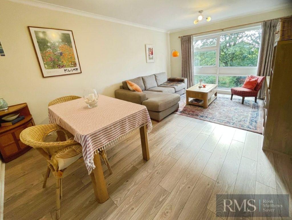 Apartment in Newcastle Upon Tyne - View 4