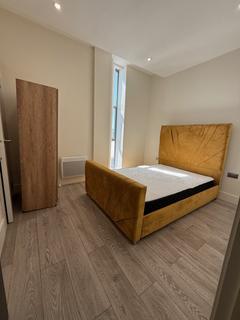 undefined, Farnham Road, Slough SL1