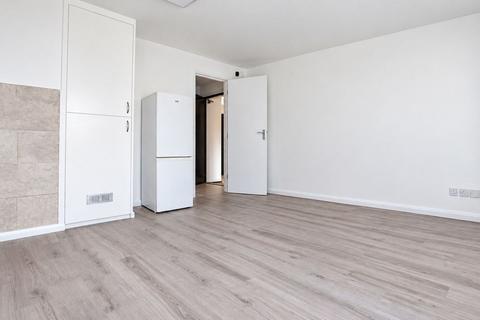 1 bedroom flat to rent, One Bedroom Flat - Edmonton N9