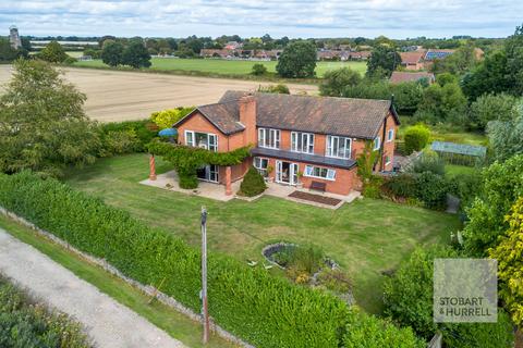 5 bedroom detached house for sale, Ouse Lane, Norwich NR12