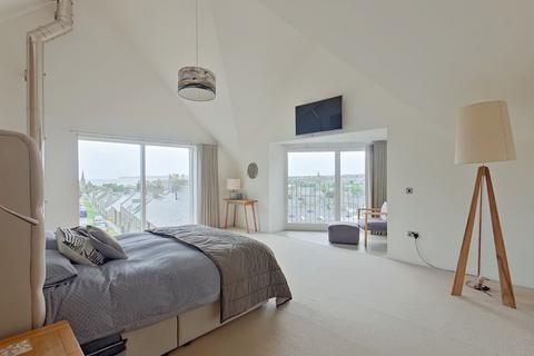 undefined, Rose Street, Thurso