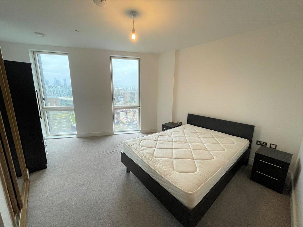 House in London - View 5