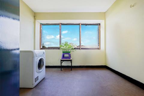 3 bedroom flat for sale, Margaret Street, COATBRIDGE, Lanarkshire, ML5