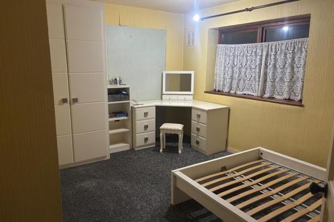 1 bedroom in a house share to rent, Macaulay Rd, Coventry, CV2