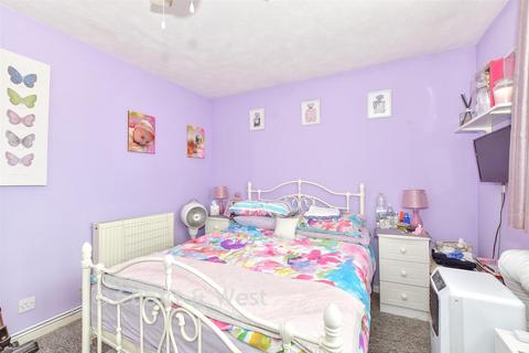2 bedroom terraced house for sale, Osborne Crescent, Chichester PO19