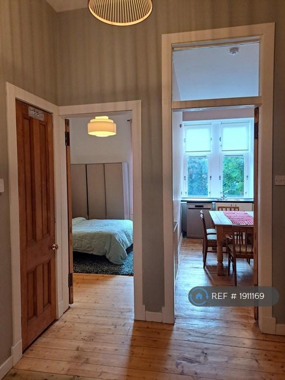 Apartment in Glasgow - View 2