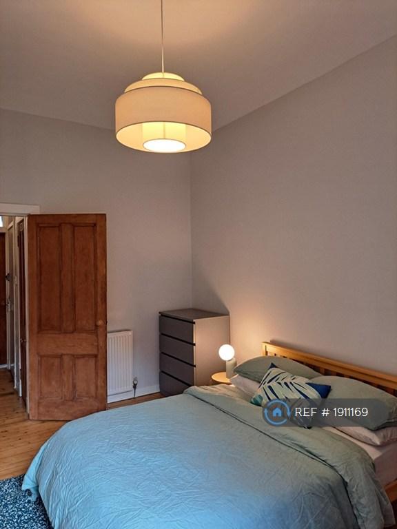 Apartment in Glasgow - More