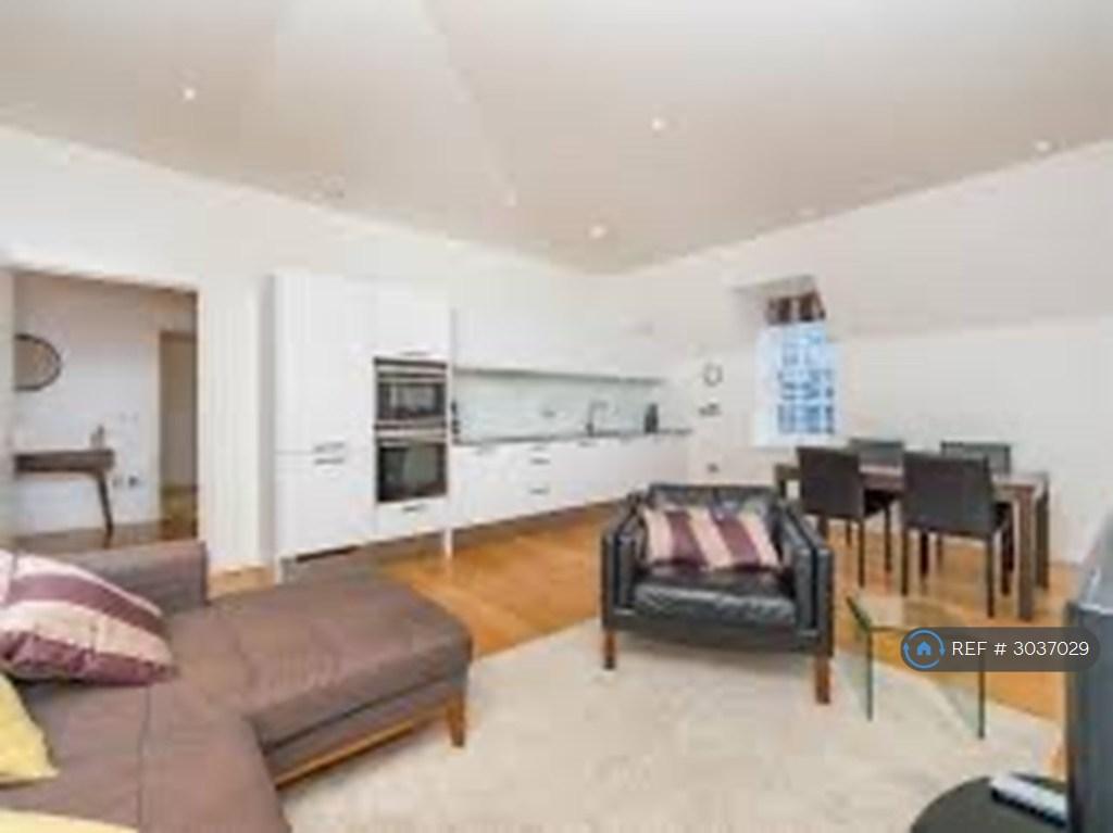 Apartment in Edinburgh - View 4