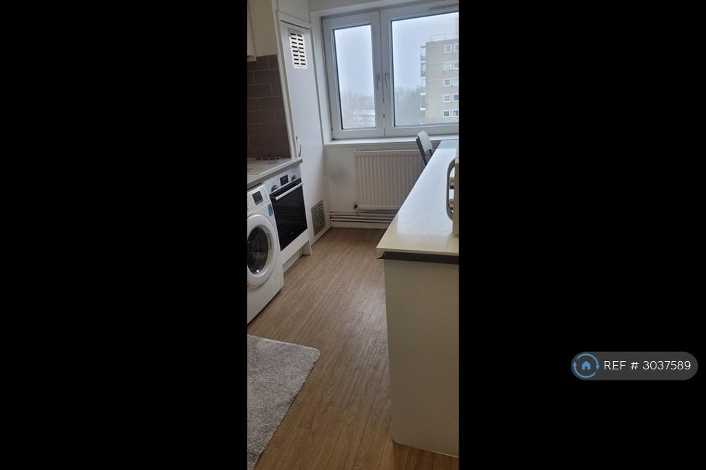 Apartment in London - View 5