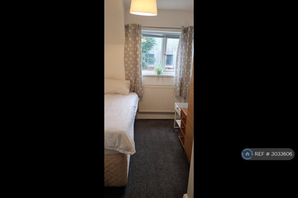 House in London - View 5
